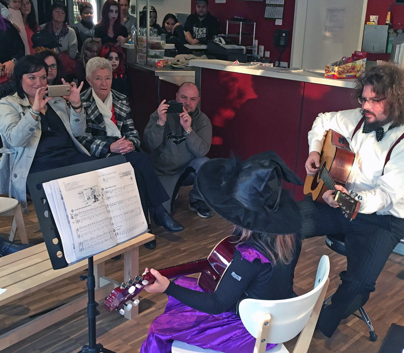 Halloween Konzert Gitarrenunterricht